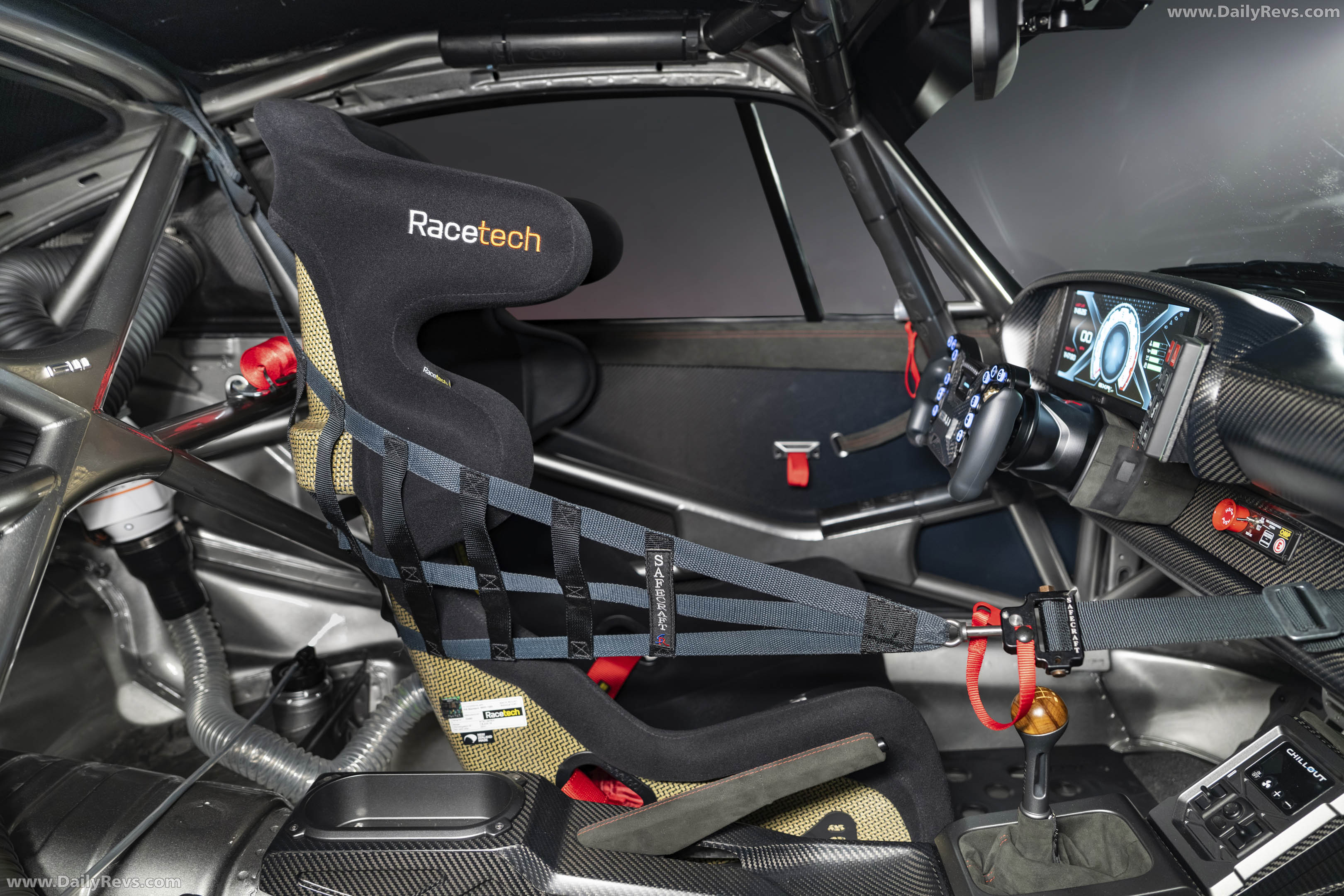 2027 Gunther Werks GXR-Evo Interior